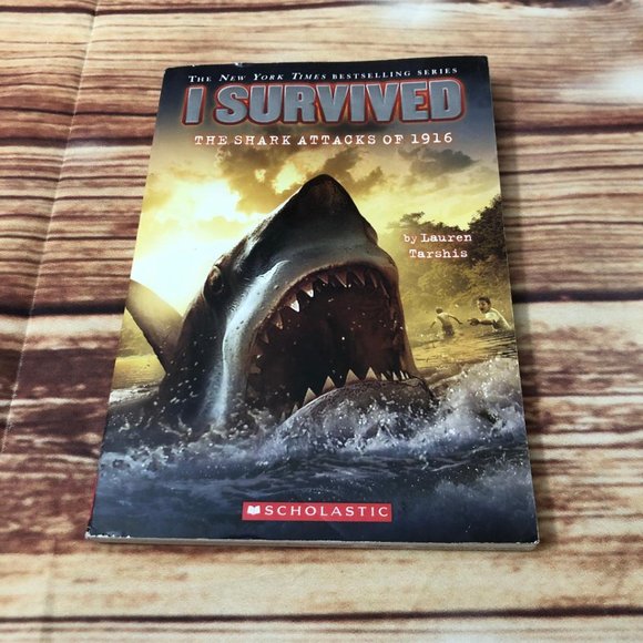 I Survived Books Lot of 3 Shark Attacks, Great Chicago Fire, Nazi Invasion - Picture 2 of 11